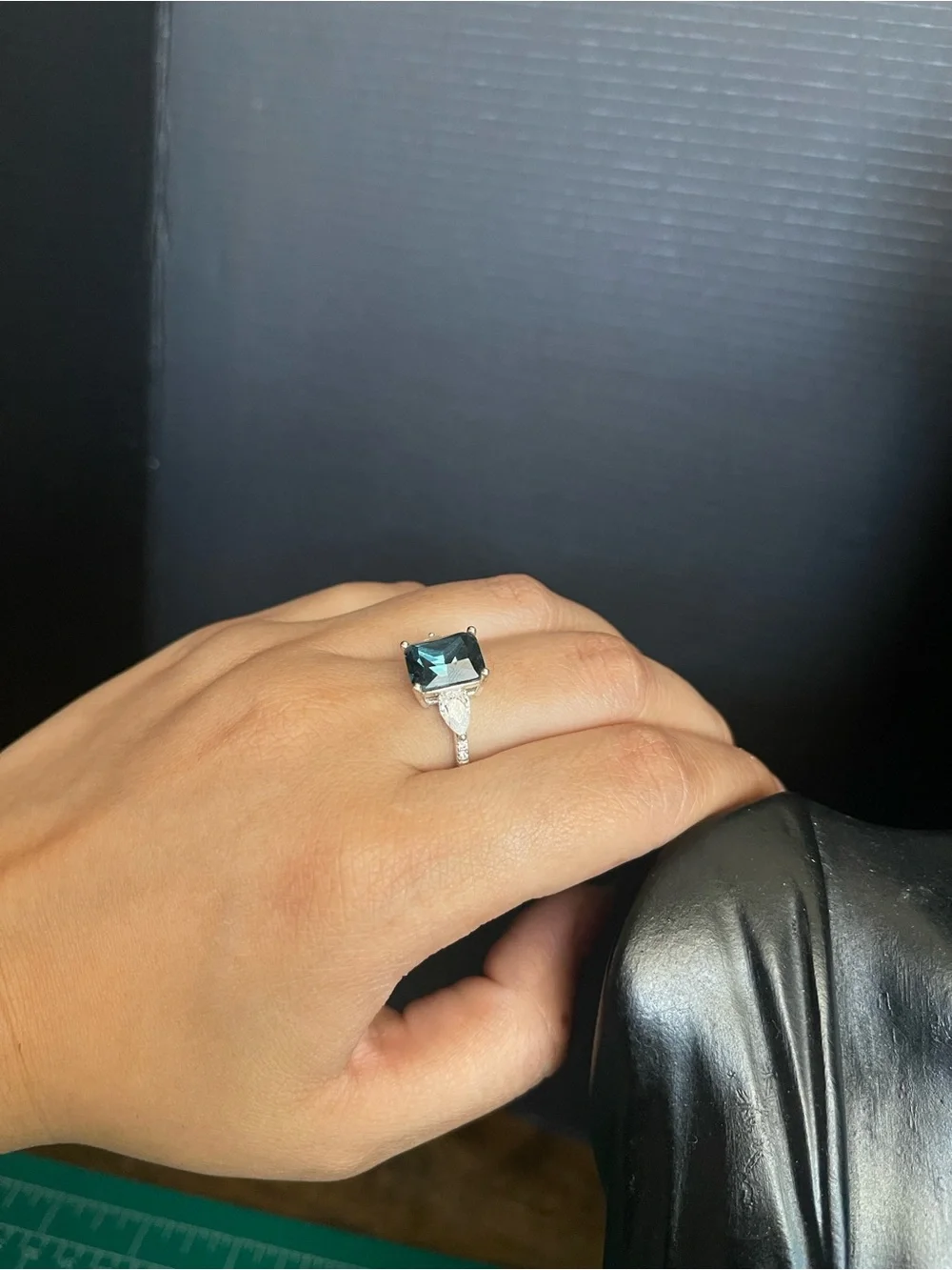 Silver tone emerald cut sapphire color gem statement ring size 6 3/4
